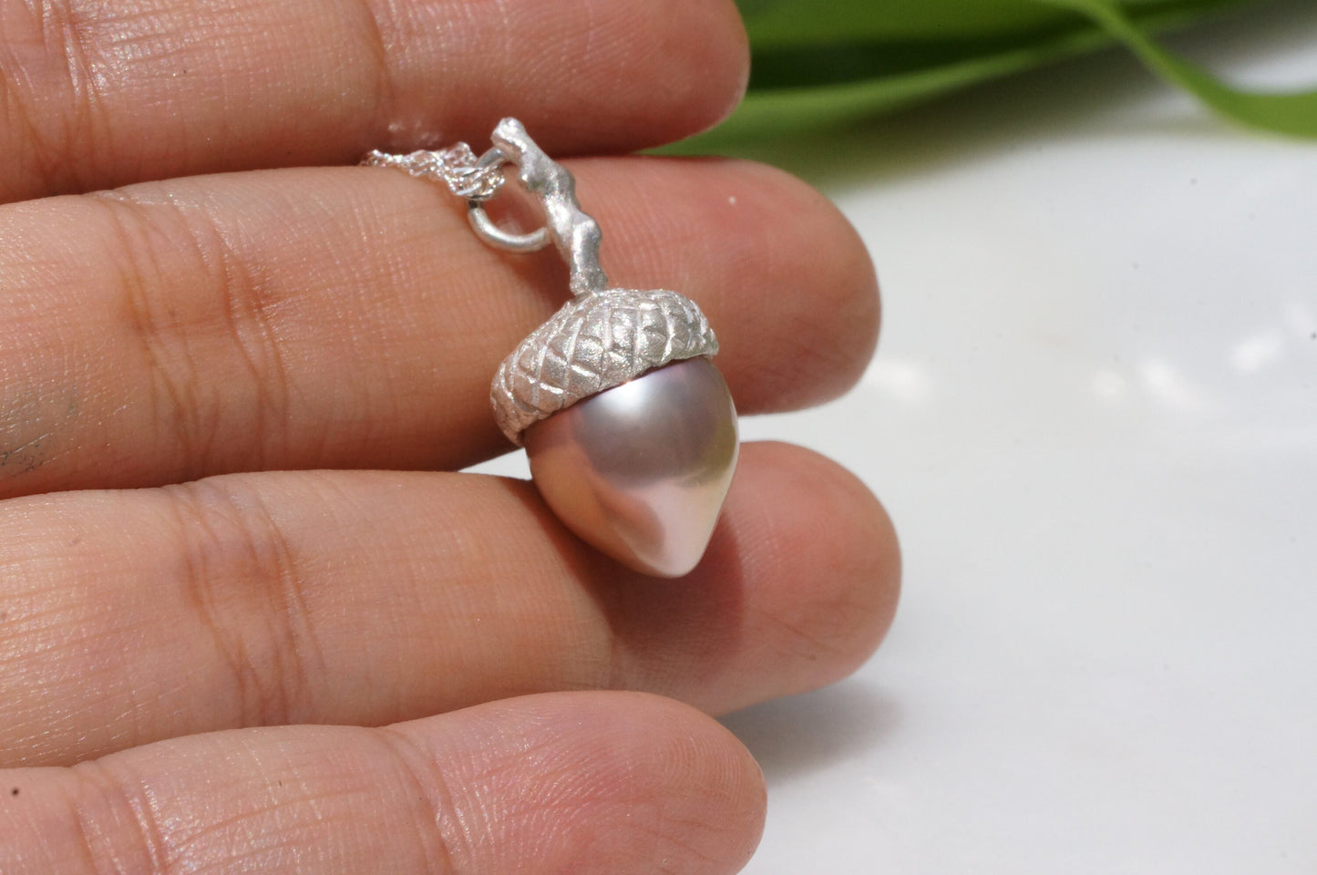 Baroque pearl acorn pendant necklace