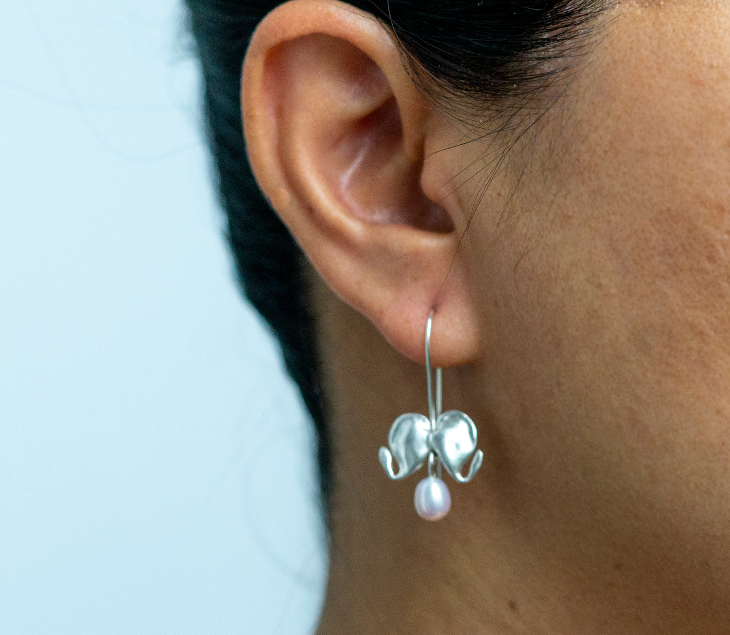 Bleeding heart silver dangle earrings
