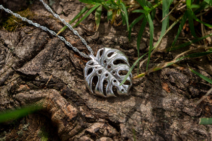 Monstera sterling silver necklace