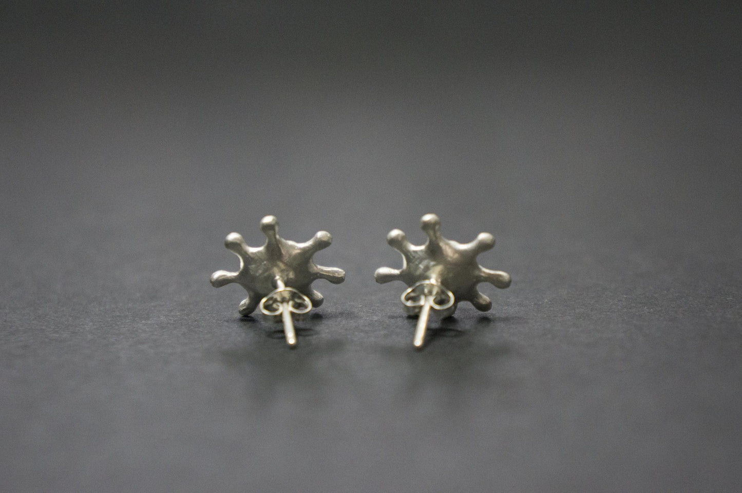 Water splash silver ear studs