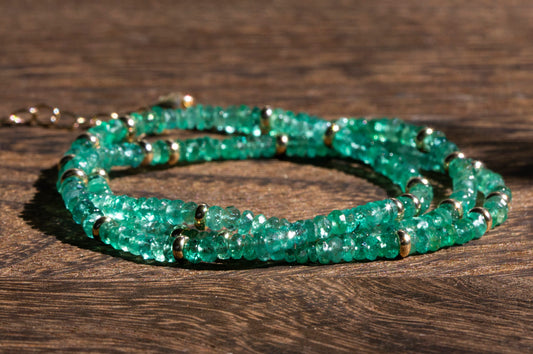 Emerald and gold bead necklace