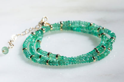 Emerald and gold bead necklace