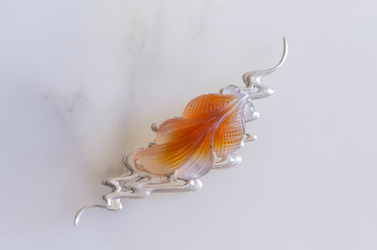 Agate candy goldfish brooch