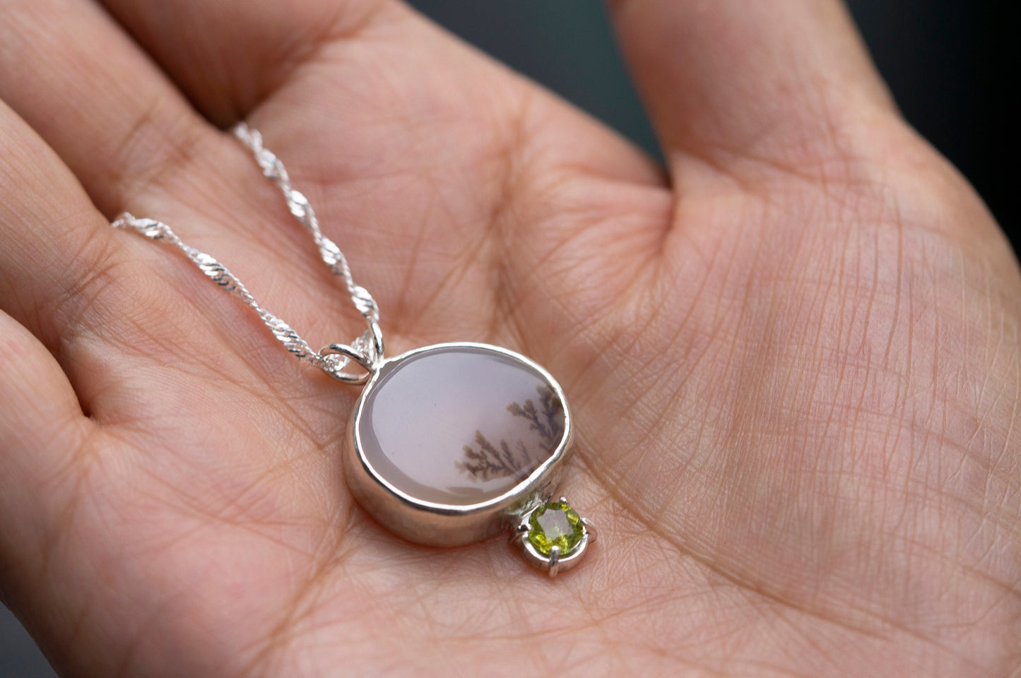 Dendritic agate and peridot silver pendant