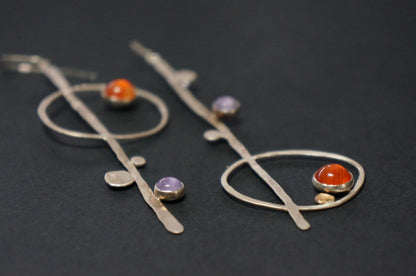 Treble clef asymmetry sterling silver earrings
