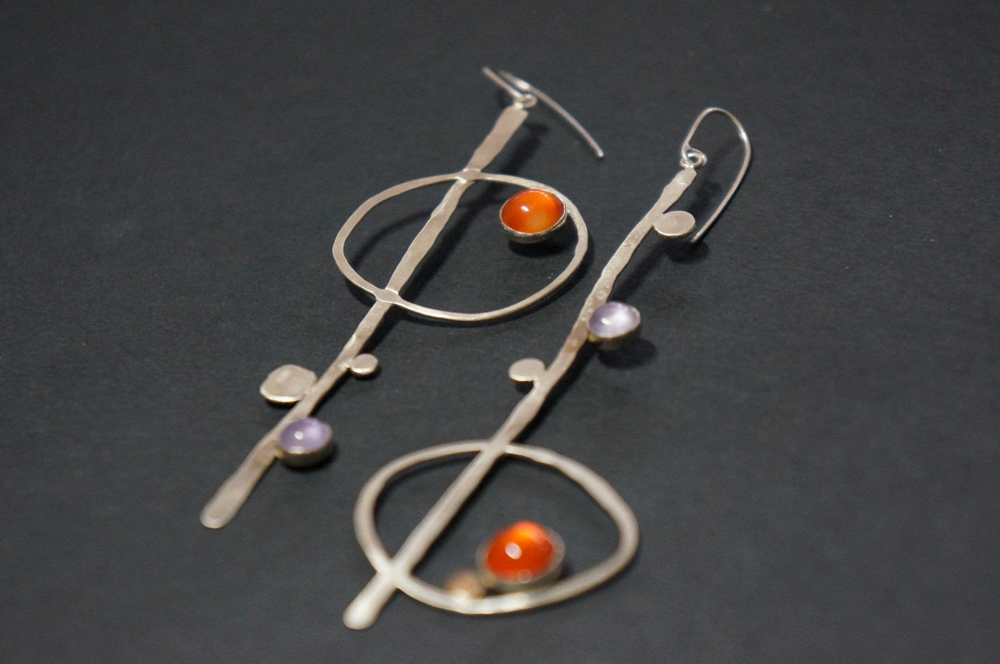 Treble clef asymmetry sterling silver earrings