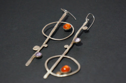 Treble clef asymmetry sterling silver earrings