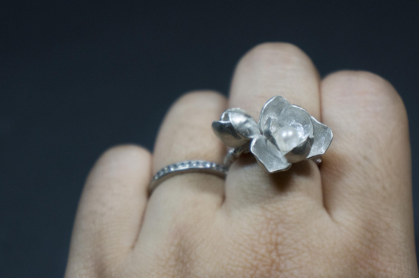 Jasmine silver ring with freshwater pearl