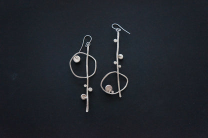 Treble clef asymmetry sterling silver earrings