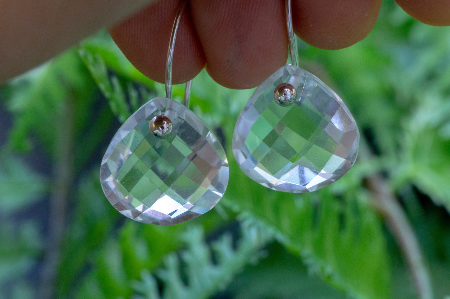 Minimalist quartz teardrop earrings