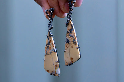 Oriental painting jasper twig earrings