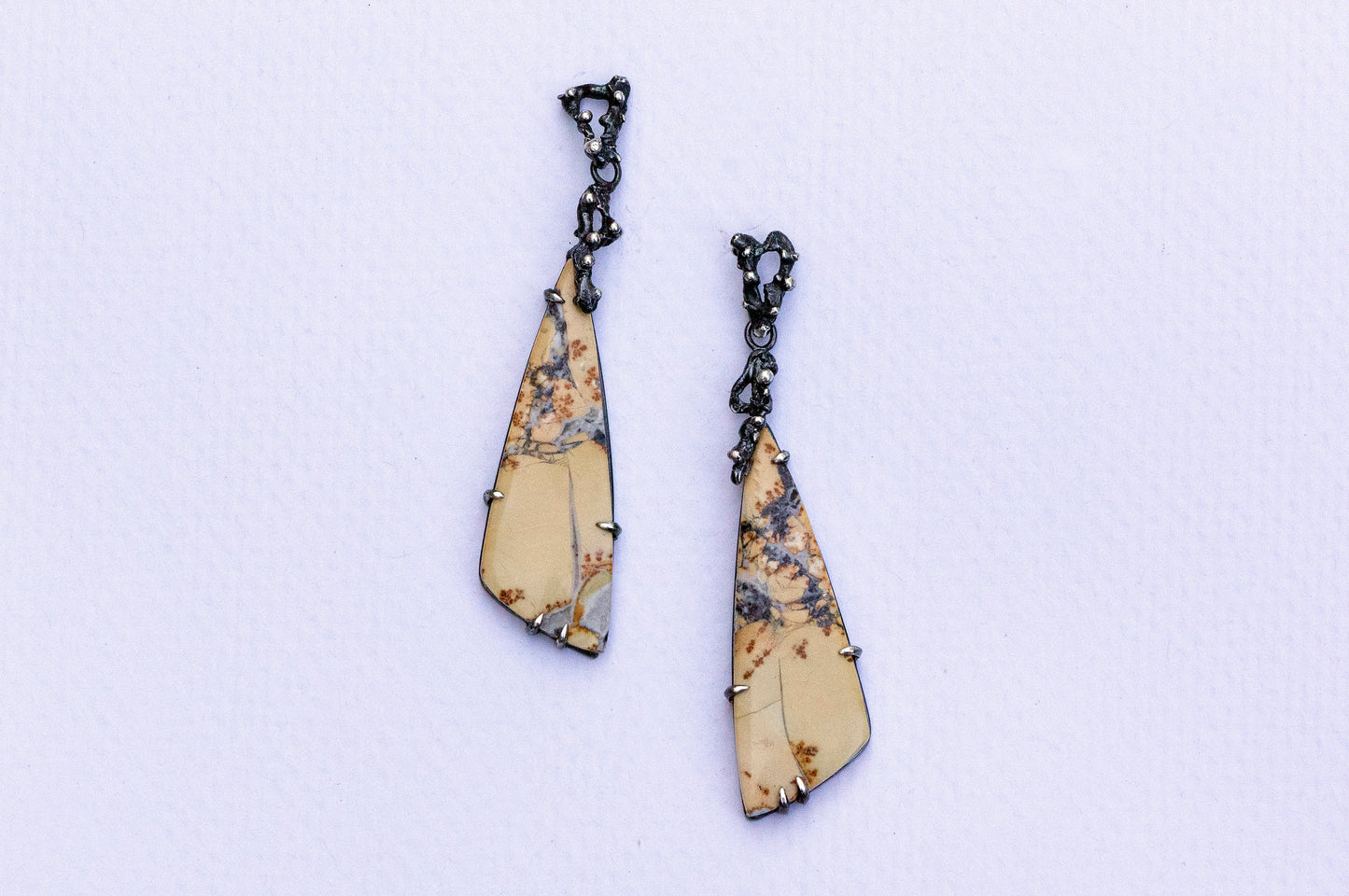 Oriental painting jasper twig earrings