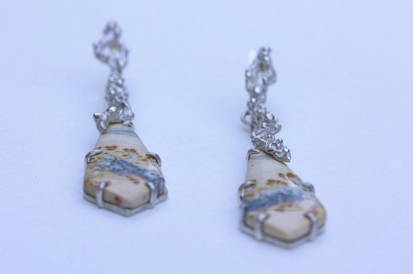Oriental painting jasper twig earrings