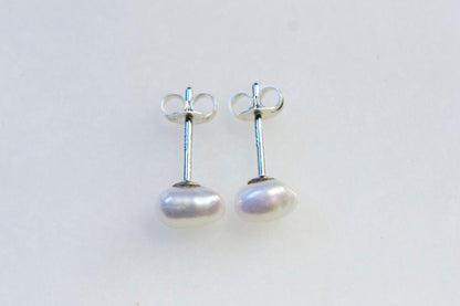 Baroque pearl ear studs