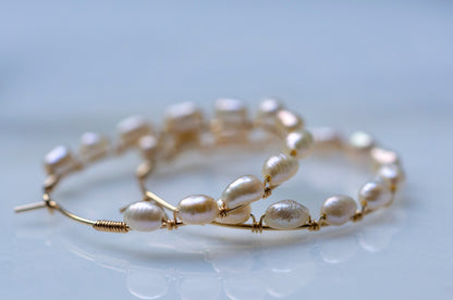 Baroque pearl hoop earrings