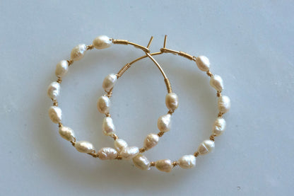 Baroque pearl hoop earrings