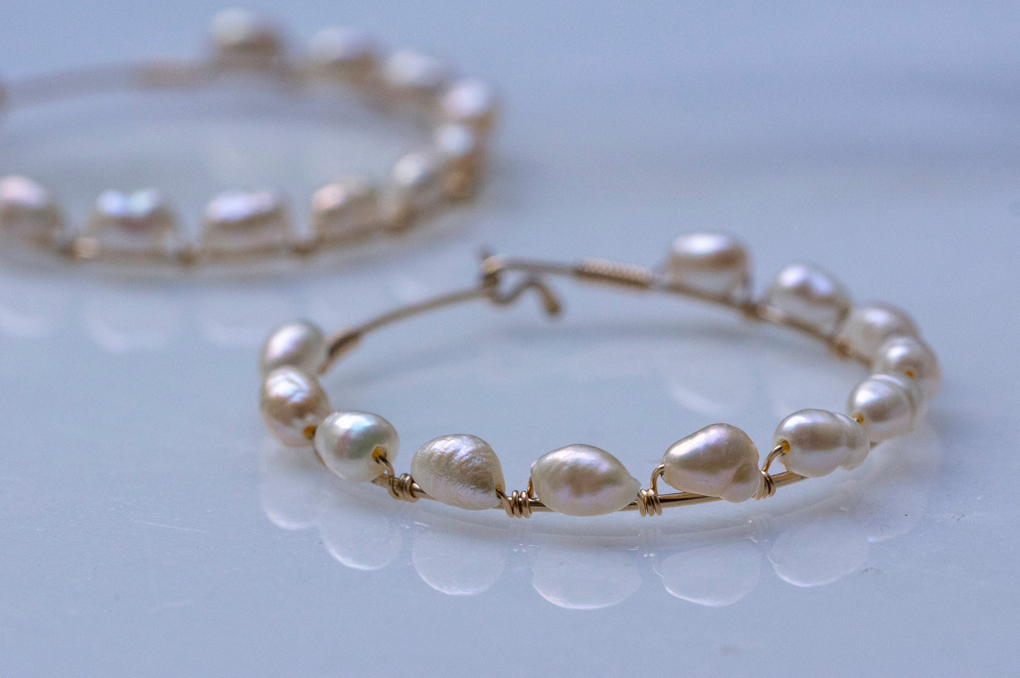Baroque pearl hoop earrings