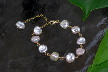 Petal pearl bead bracelet