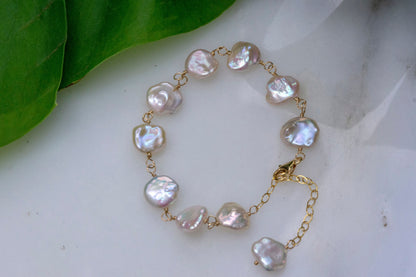 Petal pearl bead bracelet