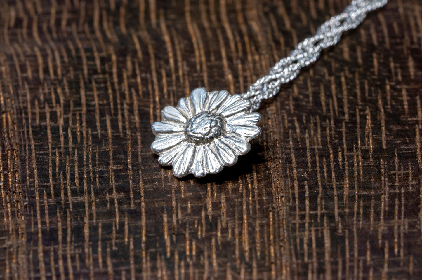 Daisy sterling silver necklace
