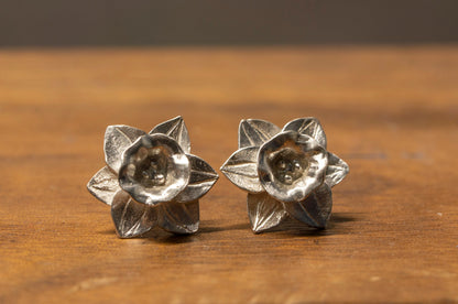 Daffodil silver ear stud, silver narcissus