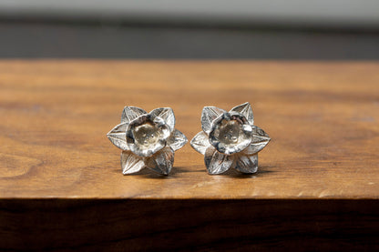 Daffodil silver ear stud, silver narcissus